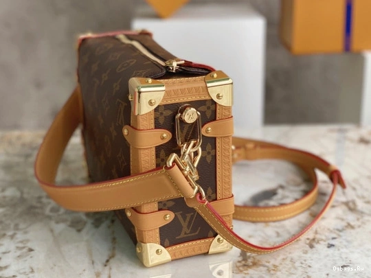 MM LOUIS SIDE TRUNK VUITTON 1224